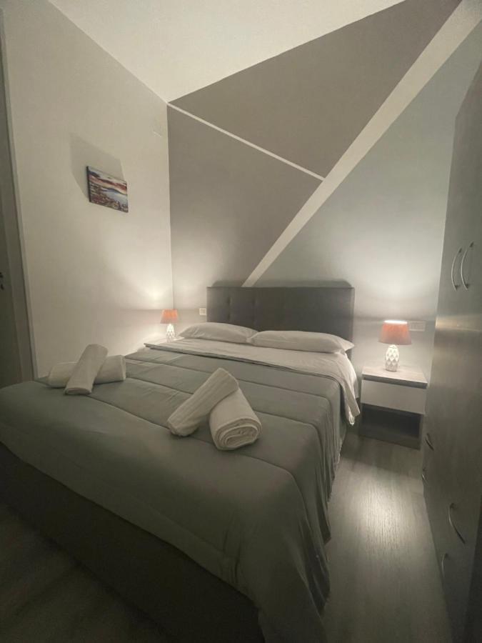 Garibaldi Guest House Napoli Eksteriør billede
