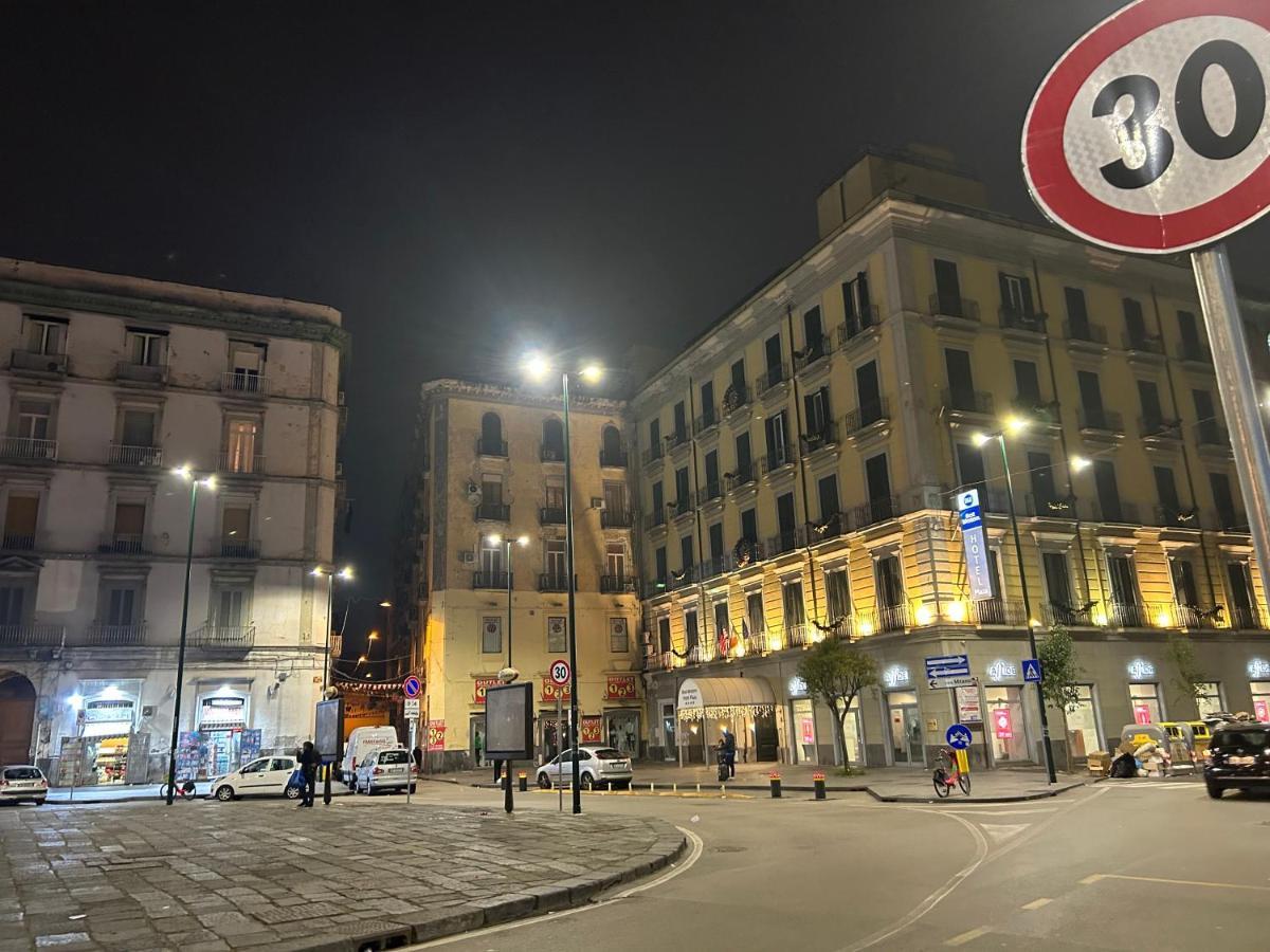 Garibaldi Guest House Napoli Eksteriør billede