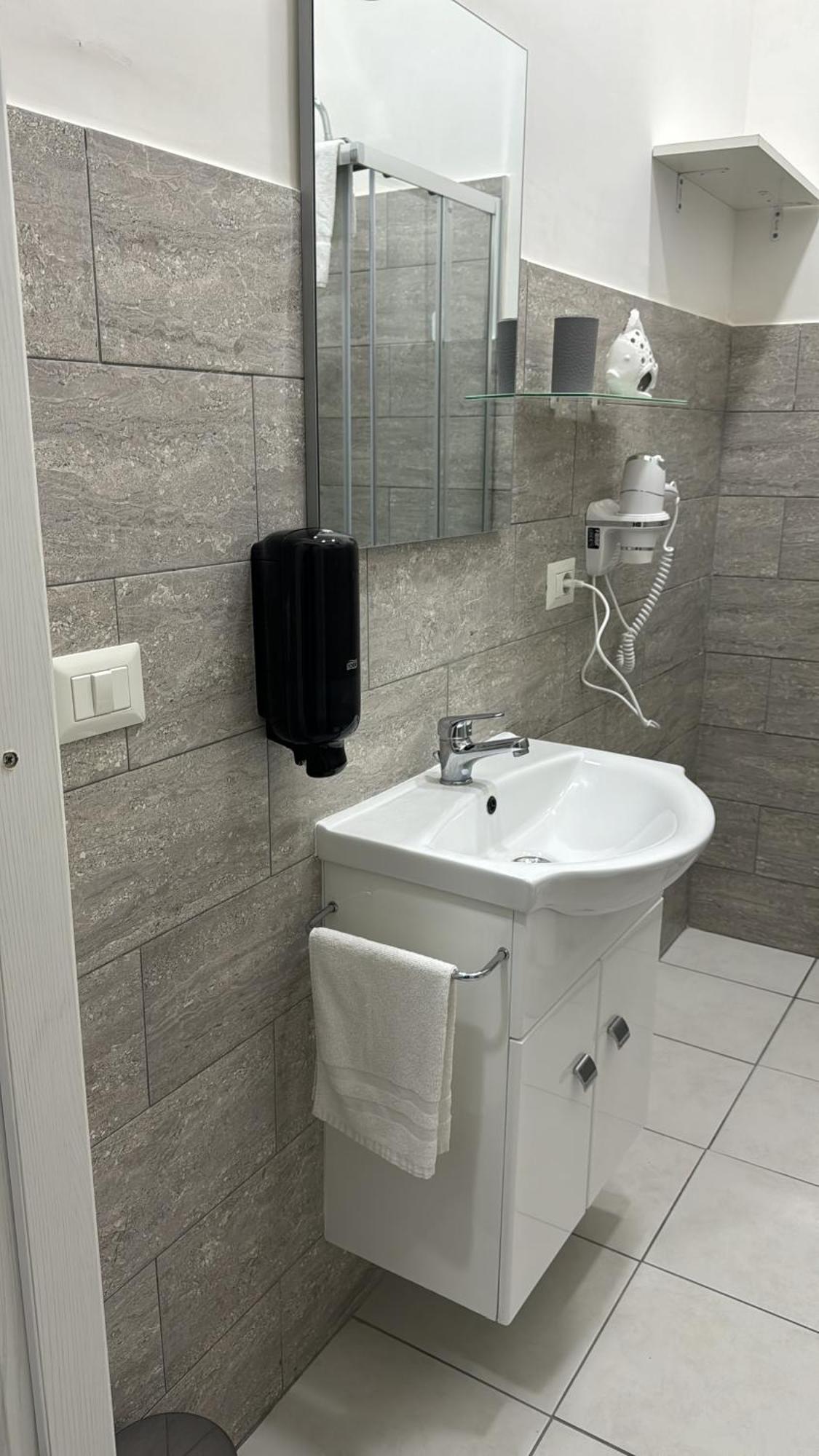 Garibaldi Guest House Napoli Eksteriør billede